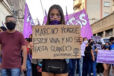 Organizaciones sociales marchan a Tribunales en el Día para Eliminar la Violencia contra la Mujer