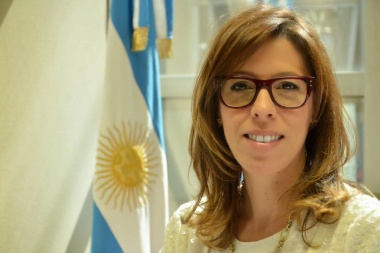 Laura Alonso dijo que está "a disposición de la Justicia"