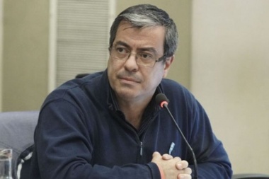 Para Martínez, el retiro del paquete fiscal "es una derrota, pero también una trampa"