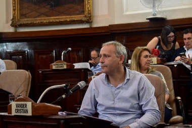 Vander: “A días de las fiestas, la gestión de Garro dejó a 57 cooperativistas sin trabajo”