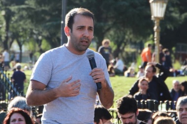 Diputados del FdT presentan mañana un proyecto para establecer un salario básico universal