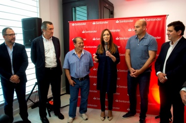Quilmes: Vidal inauguró la primera sede de un banco en Villa Itatí