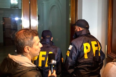 Bonadio ordenó un allanamiento en el edificio donde vive Cristina Kirchner