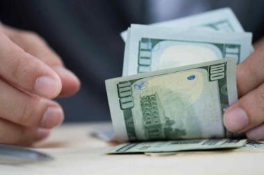Los trabajadores que reciben el ATP no podrán comprar dólares