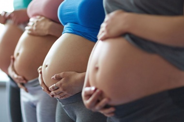 Comienzan a vacunar a las personas gestantes contra el Covid-19
