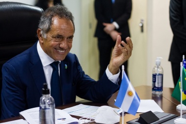 Scioli avanza con su precandidatura: conformó un equipo de campaña e inaugura búnker en San Telmo