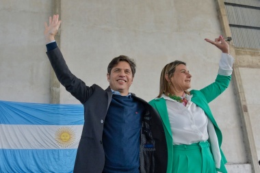 Kicillof: "Las políticas de ajuste y privatización no le sirven ni a San Nicolás ni a la provincia de Buenos Aires"