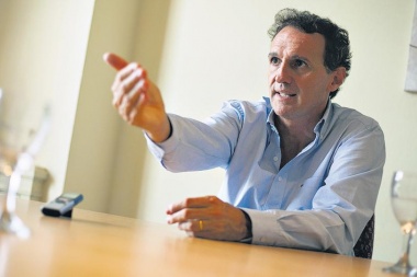 Katopodis: “Mientras Cambiemos suma votos el peronismo los resta al dividirse”