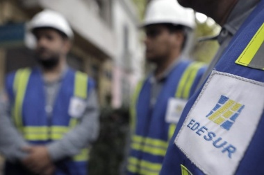 Edenor y Edesur piden subas de 28% y 34%