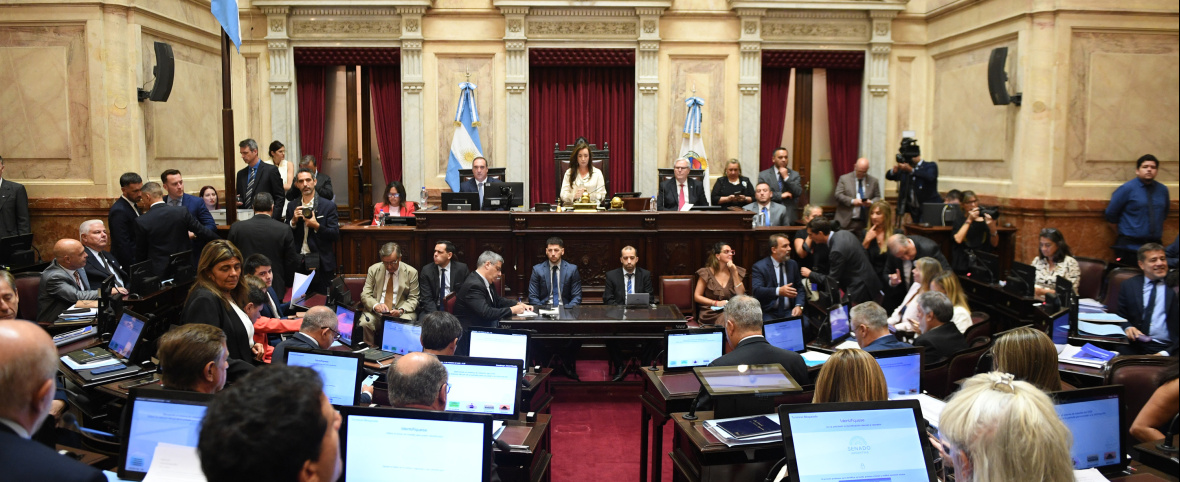 El gobierno logró aprobar la Reforma Laboral en el Senado