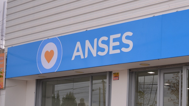 Alonso repudio los recortes y despidos de más de 1.200 trabajadores de ANSES