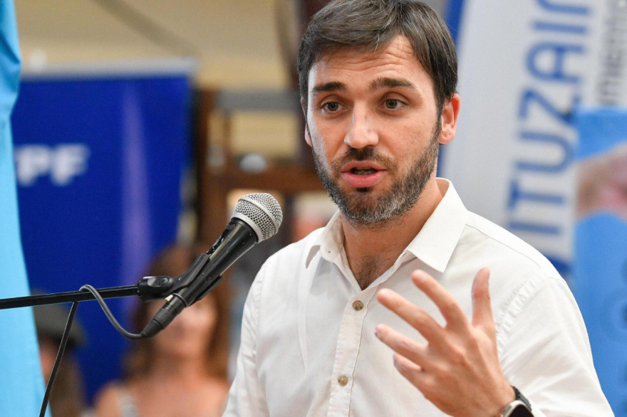 Nacho Torres: "Estamos cansados de elegir entre los que abandonan la obra pública y los que se la afanaron"