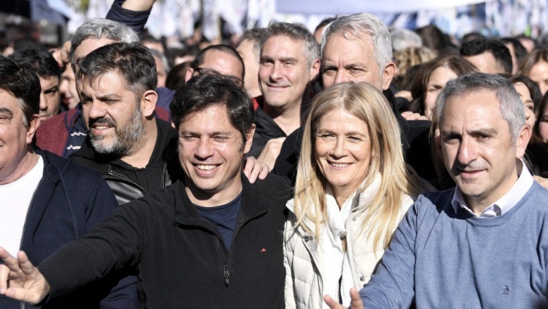 Kicillof participó de la marcha en apoyo a Cristina Fernández de Kirchner