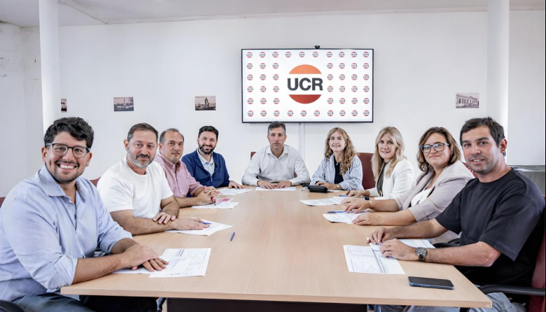 Con intendentes y legisladores, la UCR recorre la Cuarta Sección y consolida su volumen político
