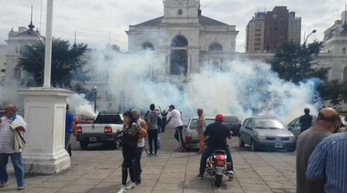 Javier Mor Roig: “Hubo ex funcionarios de la anterior gestión encabezando la marcha”