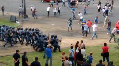 El Juez Luis Arias opinó sobre la represión a los cesanteados