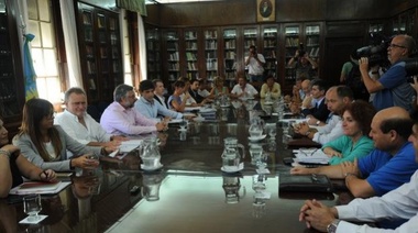 Estatales rechazaron un aumento del 22,8% en cuatro cuotas