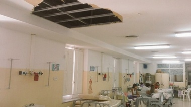 Se desprendió parte del cielo raso de una sala del Hospital de Niños