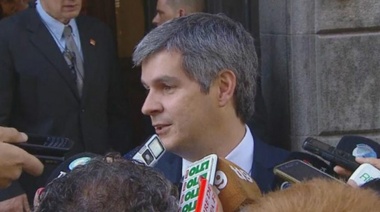 Para el jefe de Gabinete La Cámpora tiene una "política necia" en relación a los holdouts