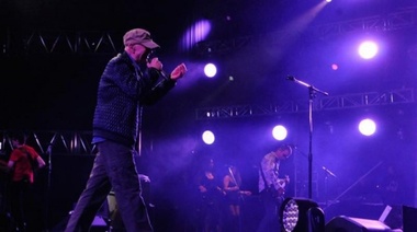 Fiesta pagana y fuerte declaración: “Mister Parkinson me está pisando los talones"