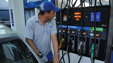 Estaciones de servicio advierten por posibles subas de precios en los combustibles