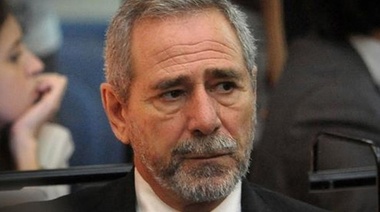 Se entregó Ricardo Jaime por irregularidades en la compra de trenes a España y Portugal