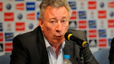 Segura bajó su candidatura en AFA por las condiciones "políticas y económicas"