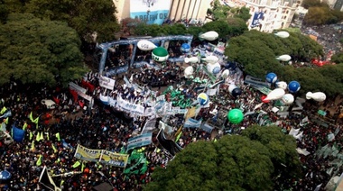 Las centrales gremiales hicieron sentir sus reclamos