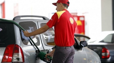 El Gobierno no descarta otra suba de los combustibles