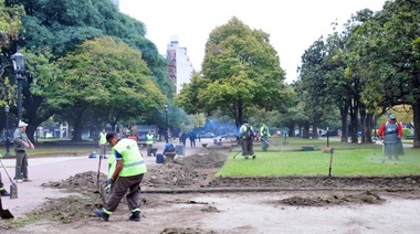 La Municipalidad avanza con la puesta en valor de la Plaza San Martín