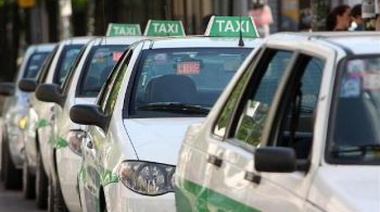 A partir de junio aumentan los taxis en La Plata