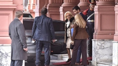 Mesaza: Macri recibió a Mirtha Legrand para un "almuerzo entre amigos"