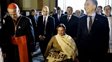 Frente a Macri, el cardenal Poli pidió "redoblar esfuerzos ante el dolor de los pobre"