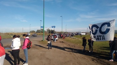Productores hortícolas realizan un corte en Ruta 36 y 520