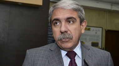 Para Aníbal Fernández sus vínculos con Pérez Corradi son “un invento” de Carrió