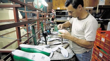 Según la CAME la producción de las PYMES alcanzó "el nivel más bajo en 7 años"