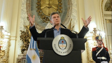Macri anunció el pago de 2704 millones de pesos para las obras sociales