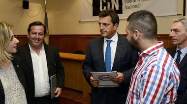 Massa se reunió con rectores y dirigentes estudiantiles de Universidades Nacionales