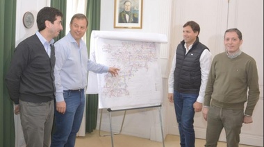 Intendente peronista y la Provincia repasaron obras para Almirante Brown