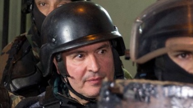 Más problemas para José López