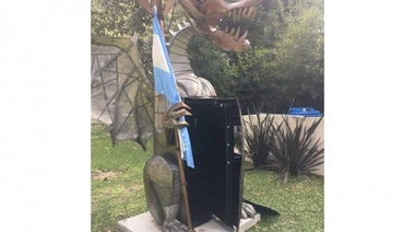 Para el jefe de Gabinete de Scioli la "caja fuerte en el dragón es una fábula"