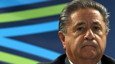 Duhalde cargó contra Scioli: "Estoy muy enojado con él"
