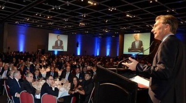 Macri elogió el Aprender y castigó a los gremios