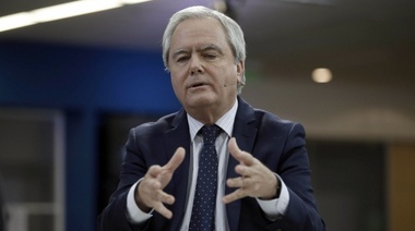 Para Pinedo, el país "ya salió de la hecatombe"