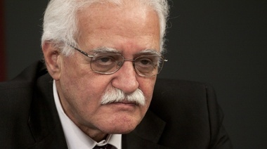 Al igual que Lavagna, Pignanelli comparó la economía con la dictadura y los 90