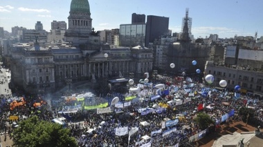 El gobierno convocó a sesiones extraordinarias