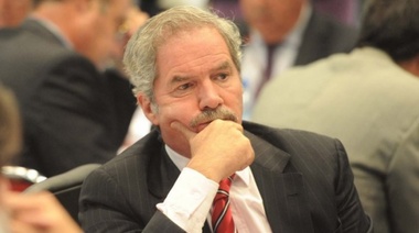 Solá: "Es la medida más vergonzosa desde que asumió este gobierno"