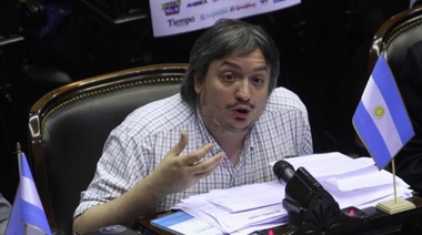 Máximo Kirchner criticó el decreto que beneficia a familiares en el blanqueo