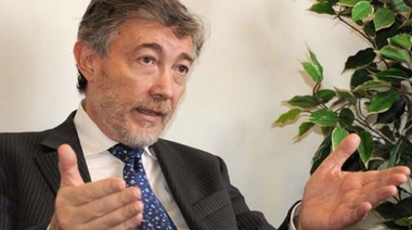 El director del CONICET justificó la reducción de investigadores