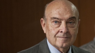 Cavallo sugirió que "le tendrían que hacer un monumento"